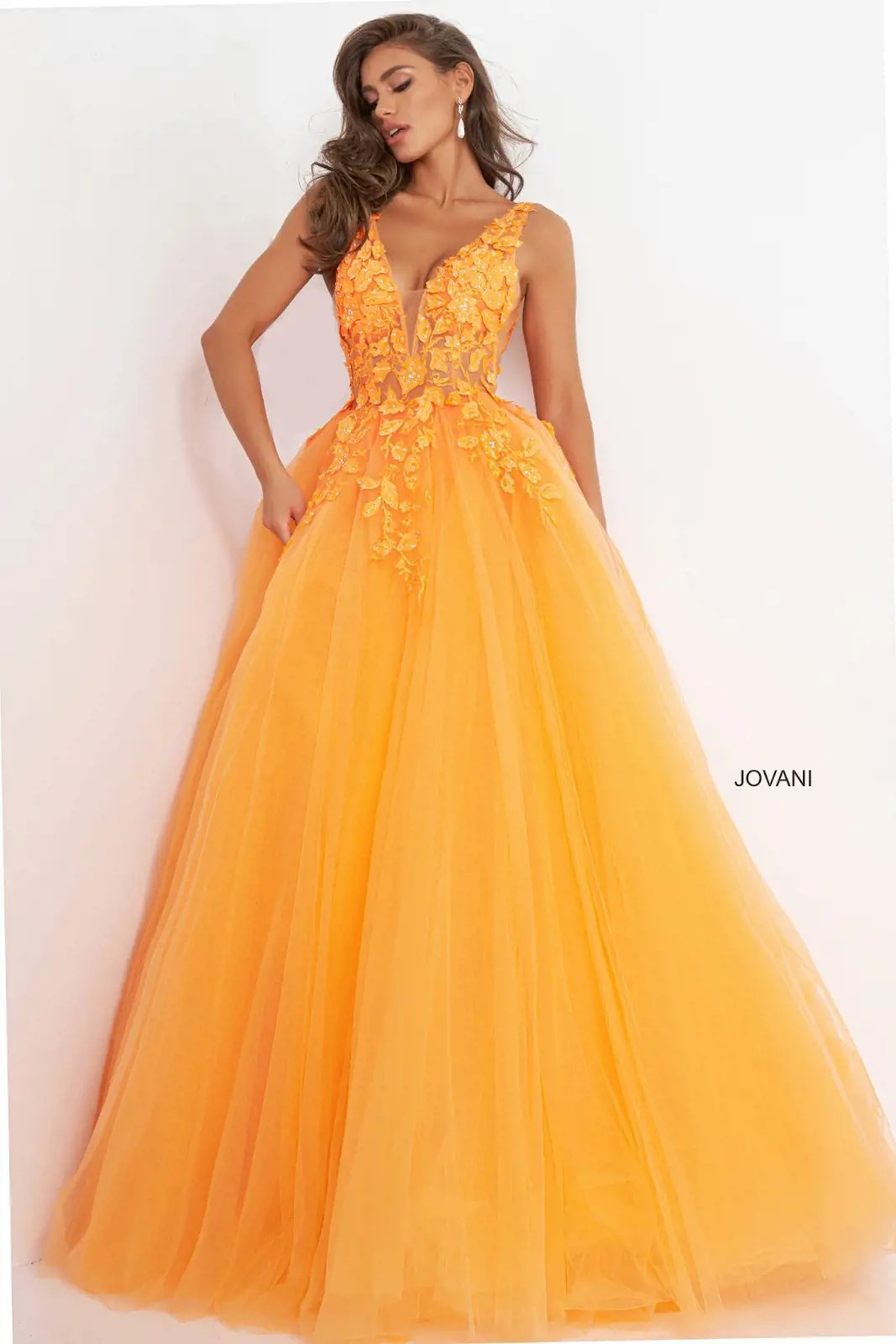 Prom 2023 Trends Image